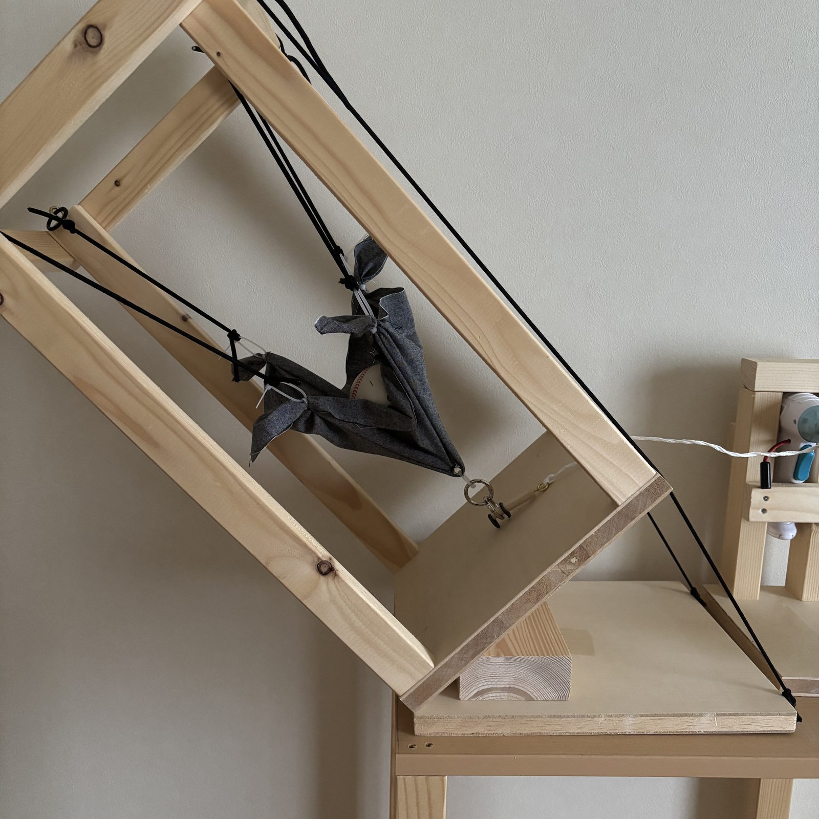 ハピランの発射機構